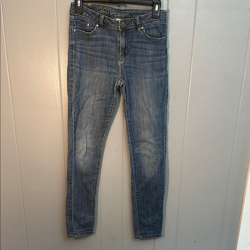 Blue Skinny Denim Jeans with a Faded Look Womens Lauren Conrad size 6